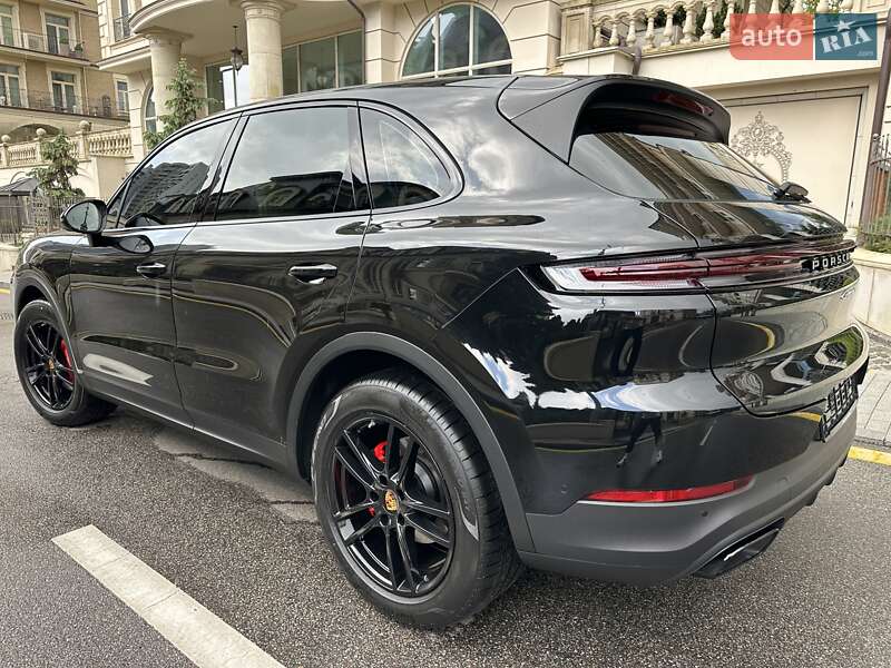 Внедорожник / Кроссовер Porsche Cayenne 2025 в Киеве фото 17 Внедорожник / Кроссовер Porsche Cayenne 2025 в Киеве