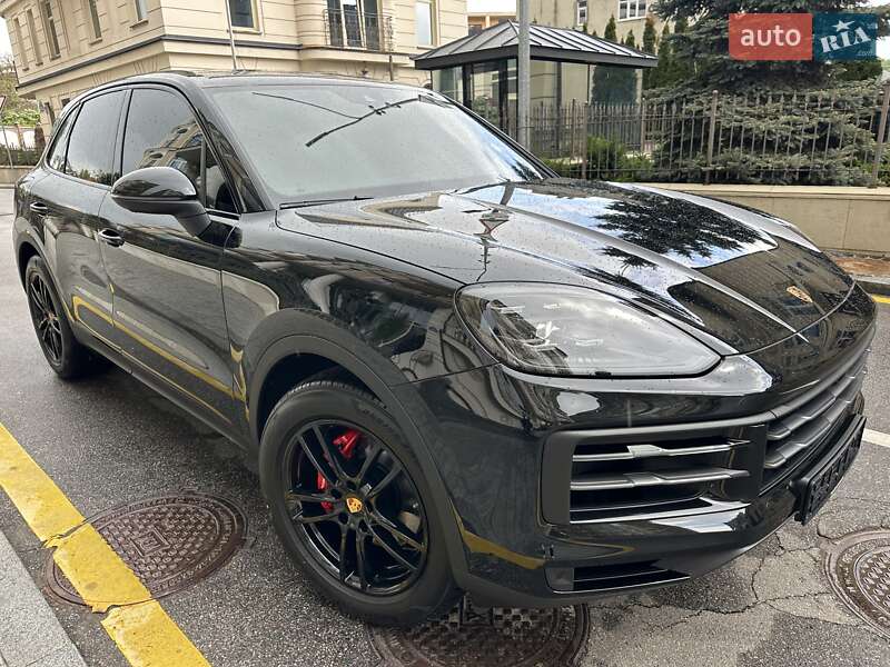 Внедорожник / Кроссовер Porsche Cayenne 2025 в Киеве фото 32 Внедорожник / Кроссовер Porsche Cayenne 2025 в Киеве
