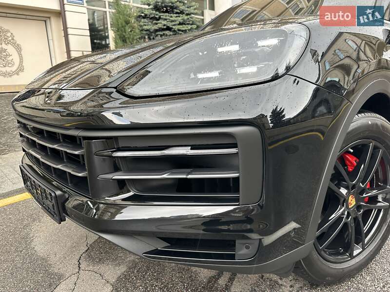 Внедорожник / Кроссовер Porsche Cayenne 2025 в Киеве фото 50 Внедорожник / Кроссовер Porsche Cayenne 2025 в Киеве