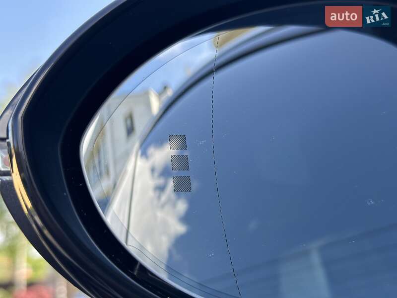 Внедорожник / Кроссовер Porsche Cayenne 2025 в Киеве фото 120 Внедорожник / Кроссовер Porsche Cayenne 2025 в Киеве