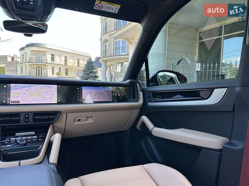 Внедорожник / Кроссовер Porsche Cayenne 2025 в Киеве фото 125 Внедорожник / Кроссовер Porsche Cayenne 2025 в Киеве