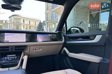 Внедорожник / Кроссовер Porsche Cayenne 2025 в 