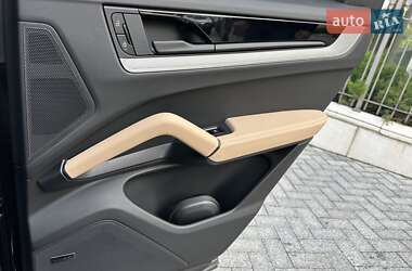 Внедорожник / Кроссовер Porsche Cayenne 2025 в 