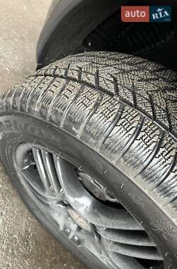 Внедорожник / Кроссовер Porsche Cayenne 2010 в 