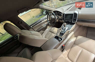 Porsche Cayenne 2012 Porsche Cayenne 2012