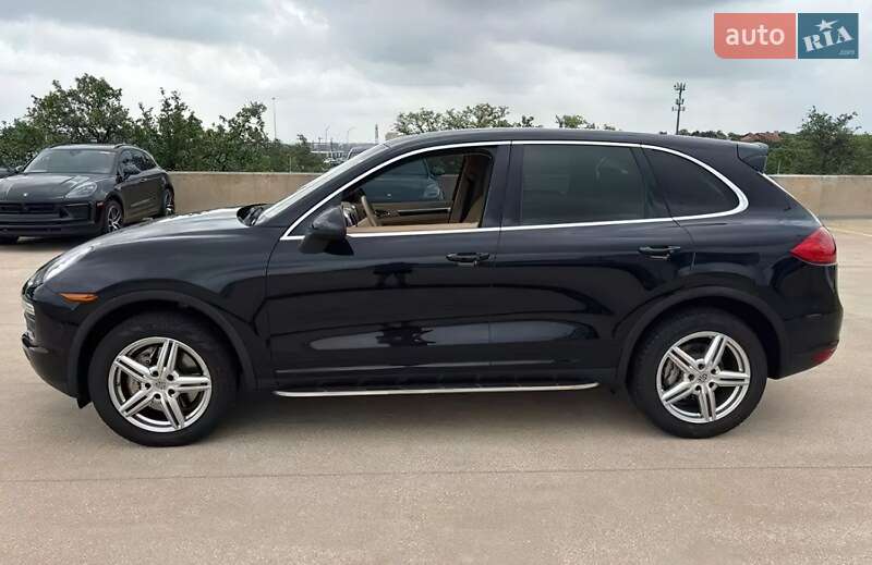 Внедорожник / Кроссовер Porsche Cayenne 2013 в Мукачево