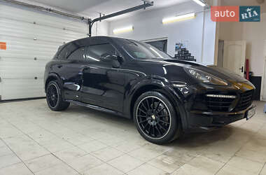 Внедорожник / Кроссовер Porsche Cayenne 2013 в 