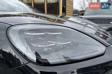 Внедорожник / Кроссовер Porsche Cayenne 2024 в 