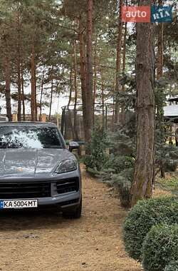Внедорожник / Кроссовер Porsche Cayenne 2024 в Киеве