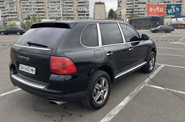 Внедорожник / Кроссовер Porsche Cayenne 2004 в 