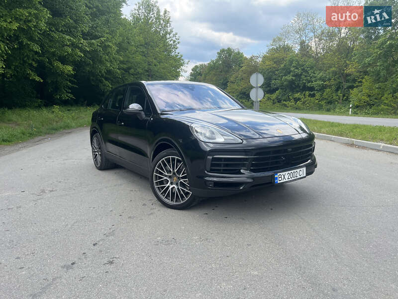 Внедорожник / Кроссовер Porsche Cayenne 2019 в Красилове