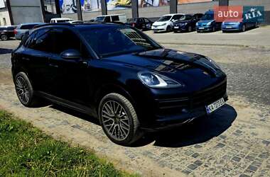 Внедорожник / Кроссовер Porsche Cayenne 2020 в 