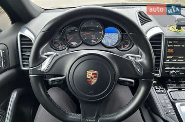 Porsche Cayenne 2012 Porsche Cayenne 2012