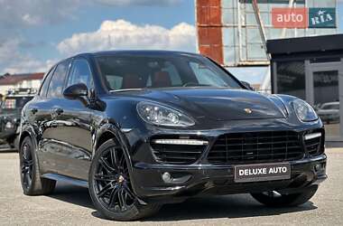 Внедорожник / Кроссовер Porsche Cayenne 2014 в 