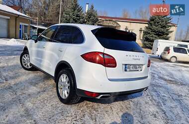 Внедорожник / Кроссовер Porsche Cayenne 2013 в 