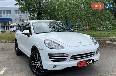 Внедорожник / Кроссовер Porsche Cayenne 2014 в 
