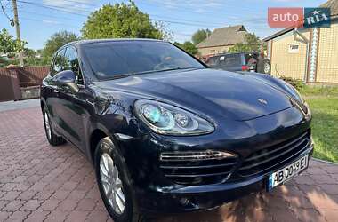 Внедорожник / Кроссовер Porsche Cayenne 2011 в 