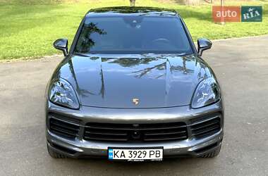 Позашляховик / Кросовер Porsche Cayenne 2019 в 