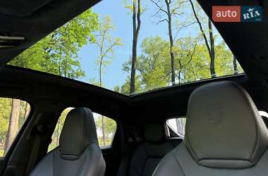 Позашляховик / Кросовер Porsche Cayenne 2019 в 