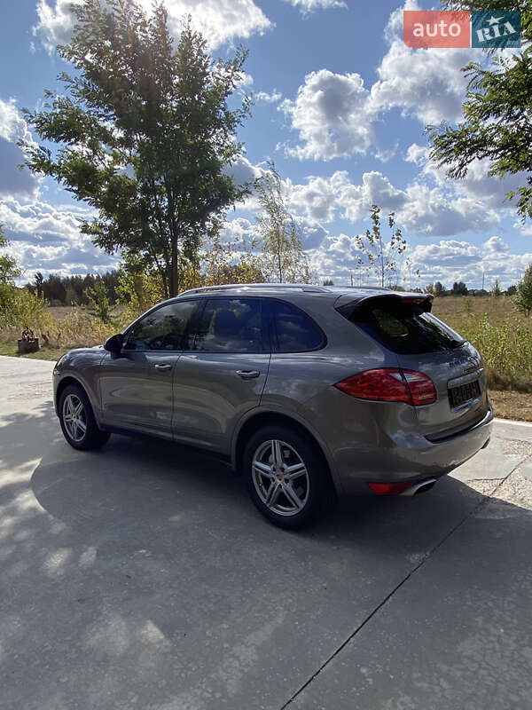 Позашляховик / Кросовер Porsche Cayenne 2010 в Києві фото 6 Позашляховик / Кросовер Porsche Cayenne 2010 в Києві