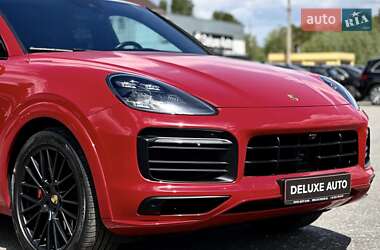 Внедорожник / Кроссовер Porsche Cayenne 2021 в 