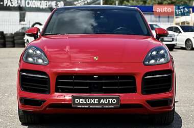 Внедорожник / Кроссовер Porsche Cayenne 2021 в 
