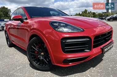 Внедорожник / Кроссовер Porsche Cayenne 2021 в 