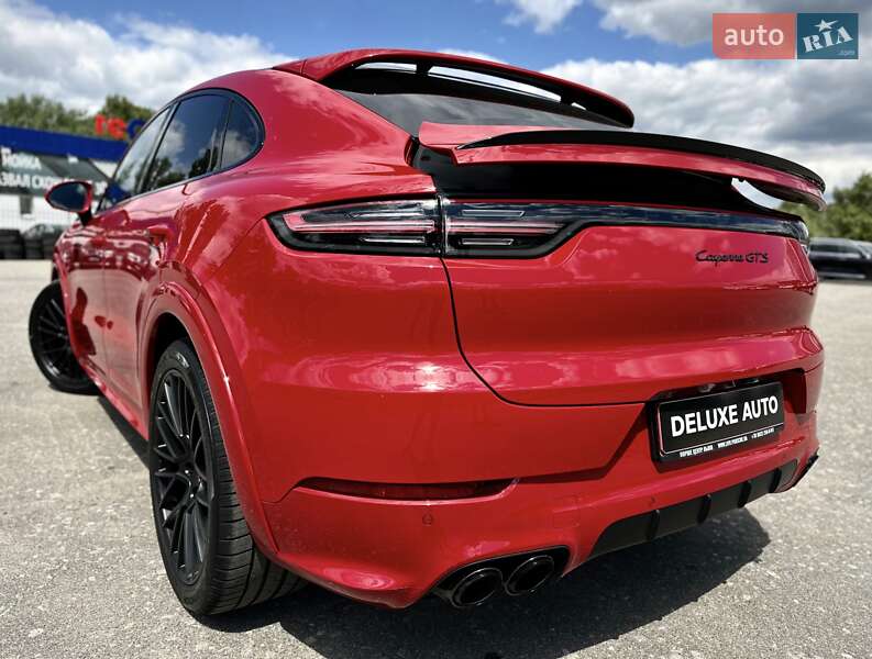 Позашляховик / Кросовер Porsche Cayenne 2021 в Києві