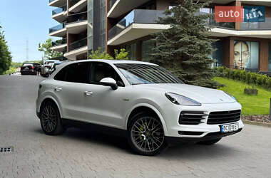 Porsche Cayenne 2021 Porsche Cayenne 2021
