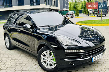 Внедорожник / Кроссовер Porsche Cayenne 2011 в 