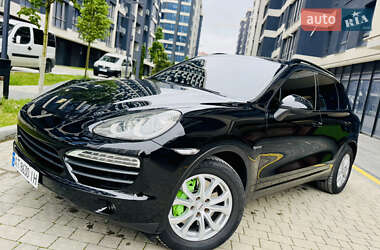 Внедорожник / Кроссовер Porsche Cayenne 2011 в 