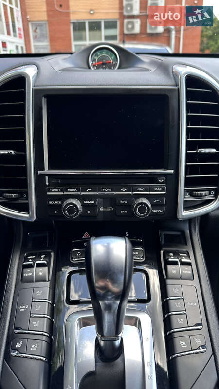 Внедорожник / Кроссовер Porsche Cayenne 2013 в Белой Церкви