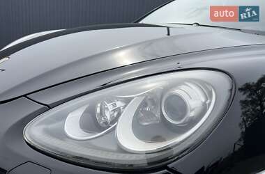 Позашляховик / Кросовер Porsche Cayenne 2010 в 