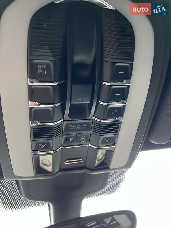 Внедорожник / Кроссовер Porsche Cayenne 2010 в Киеве фото 20 Внедорожник / Кроссовер Porsche Cayenne 2010 в Киеве