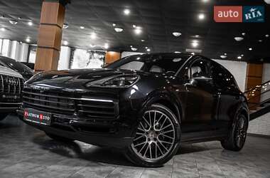 Позашляховик / Кросовер Porsche Cayenne 2020 в Одесі