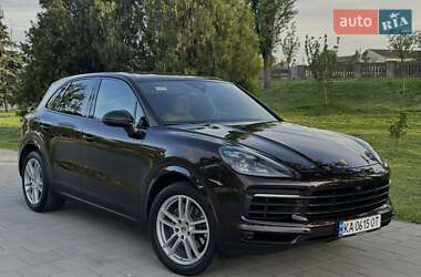 Внедорожник / Кроссовер Porsche Cayenne 2020 в 