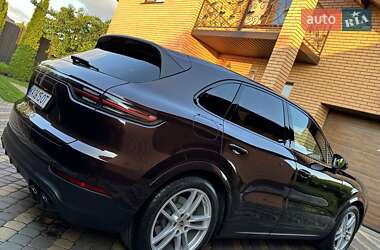 Внедорожник / Кроссовер Porsche Cayenne 2020 в 