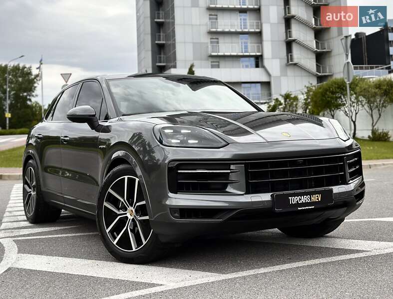 Позашляховик / Кросовер Porsche Cayenne 2024 в Києві