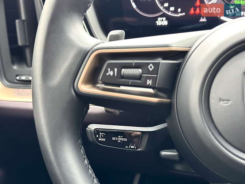 Позашляховик / Кросовер Porsche Cayenne 2024 в Києві