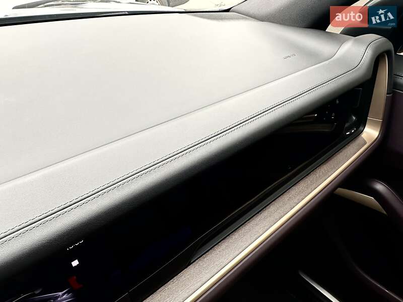 Позашляховик / Кросовер Porsche Cayenne 2024 в Києві