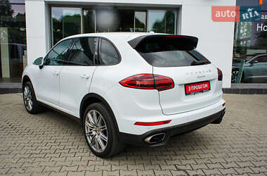 Внедорожник / Кроссовер Porsche Cayenne 2017 в 