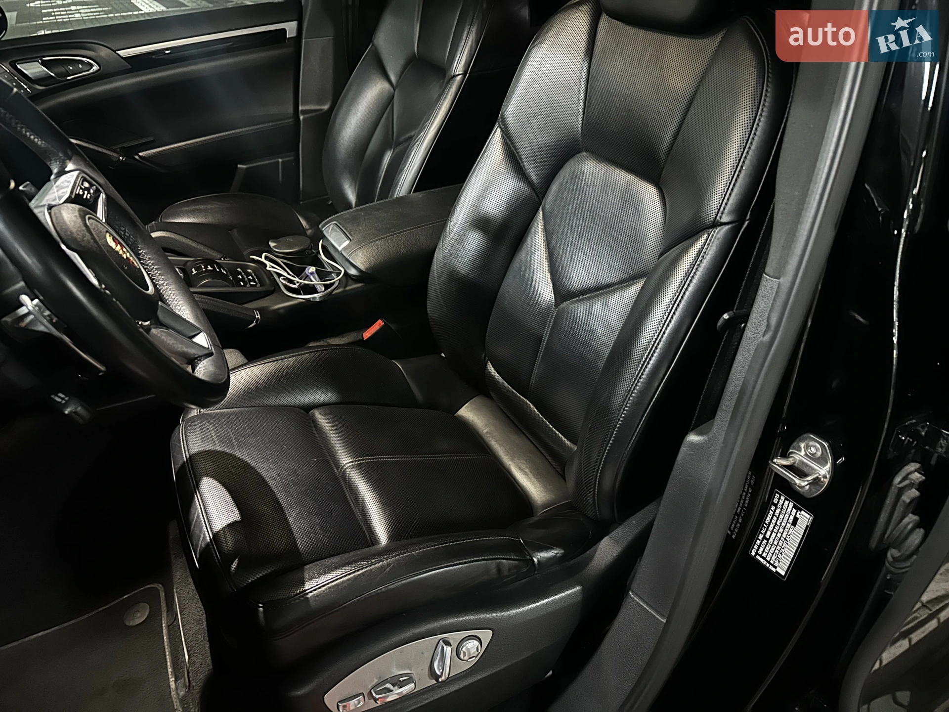 2015 Porsche Cayenne - мініатюра 22