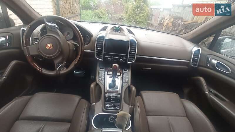 Внедорожник / Кроссовер Porsche Cayenne 2012 в Харькове