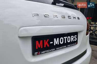 Внедорожник / Кроссовер Porsche Cayenne 2013 в 