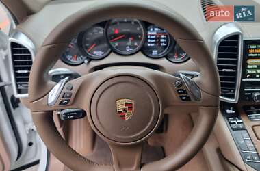 Внедорожник / Кроссовер Porsche Cayenne 2013 в 