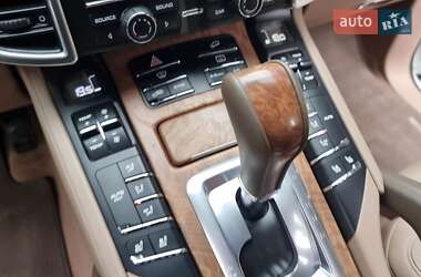 Внедорожник / Кроссовер Porsche Cayenne 2013 в 