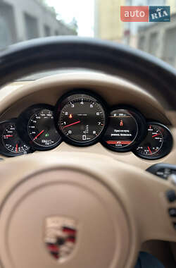 Внедорожник / Кроссовер Porsche Cayenne 2013 в 