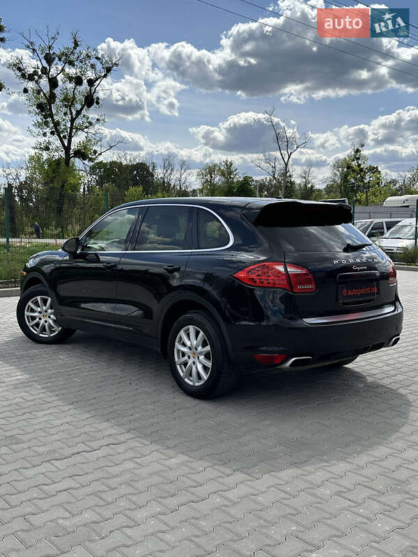 Внедорожник / Кроссовер Porsche Cayenne 2014 в Белогородке