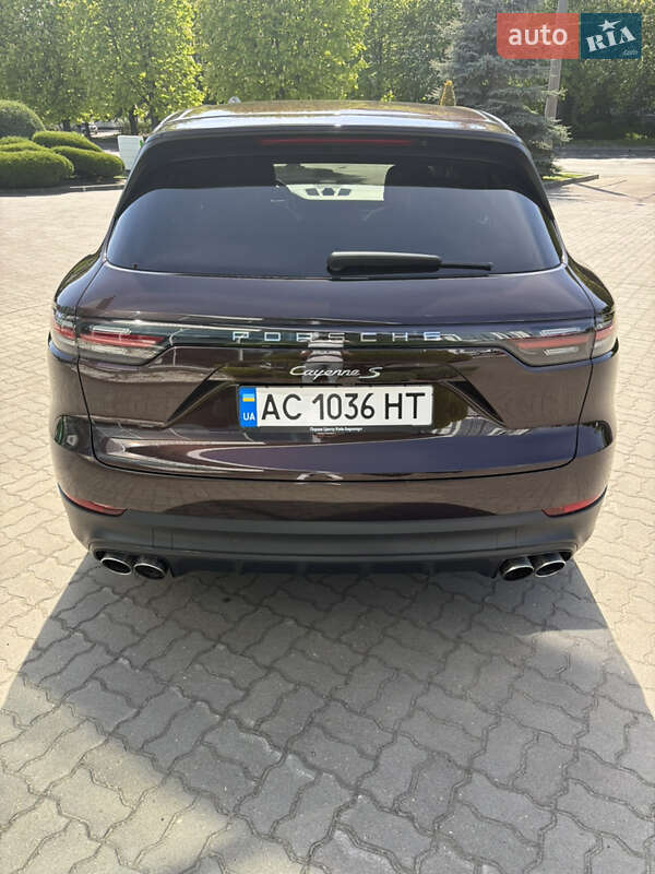 Позашляховик / Кросовер Porsche Cayenne 2020 в Луцьку