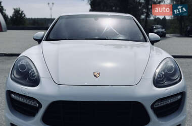 Внедорожник / Кроссовер Porsche Cayenne 2013 в 